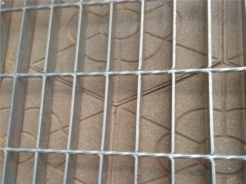 平台镀锌格栅板