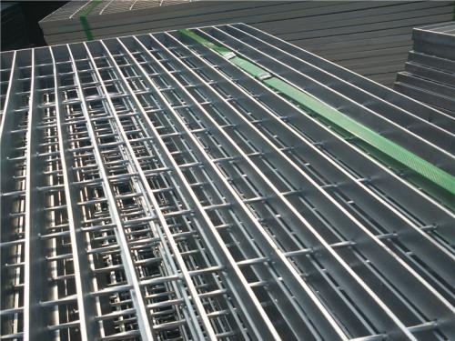 电镀锌钢格板用途