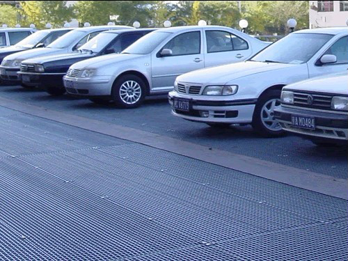 停车场<a href='http://www.ganggeshanban.com'>钢格栅</a>板