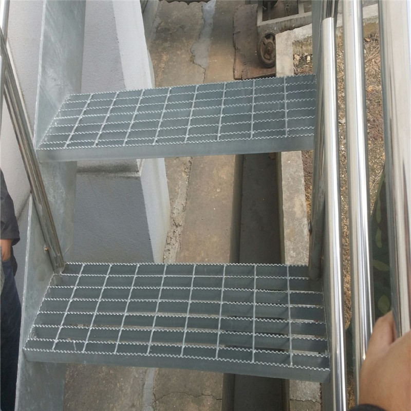 拱桥热浸锌格栅板踏步